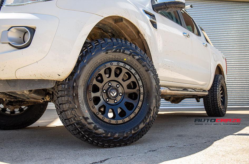 FORD-RANGER-VECTOR-MATTE-BLACK